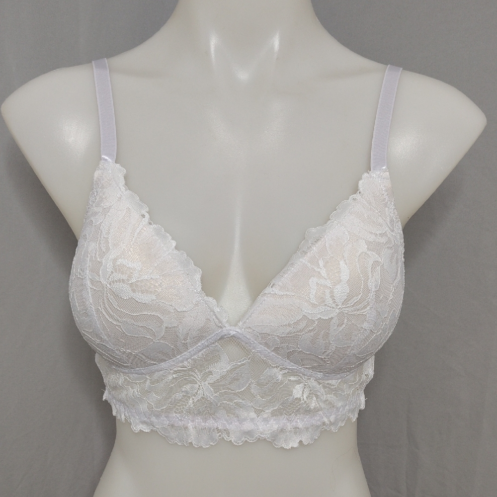 B. Luxe White Lace  Bra with Plunging Neckline And Metal Hardware